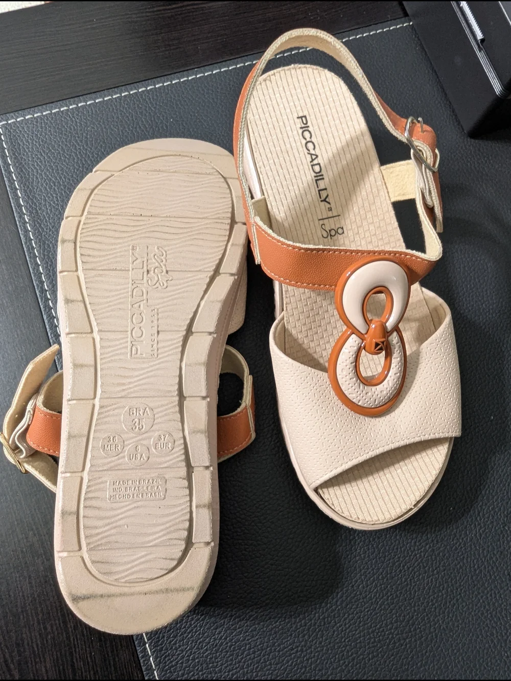 Women's White & Tan Bead-Textured Comfort Sandals with Buckle Accent